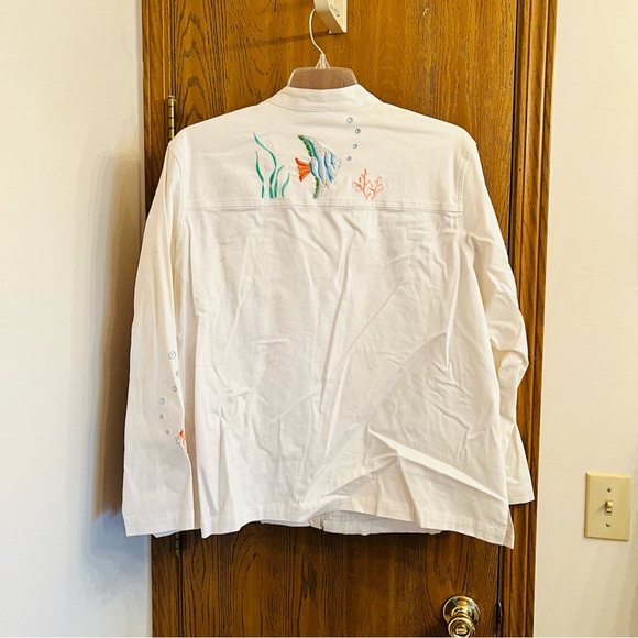 Quaker Factory Embroidered Fish Jacket - 2X - Picture 2 of 5